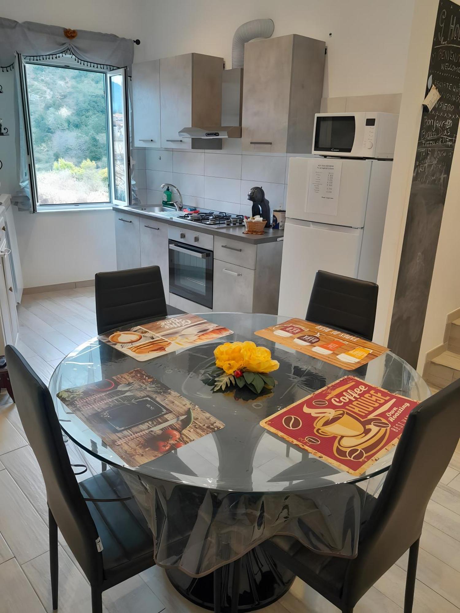 G House Dolceacqua Apartman Kültér fotó